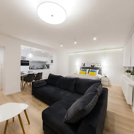 Mistral Apartament *